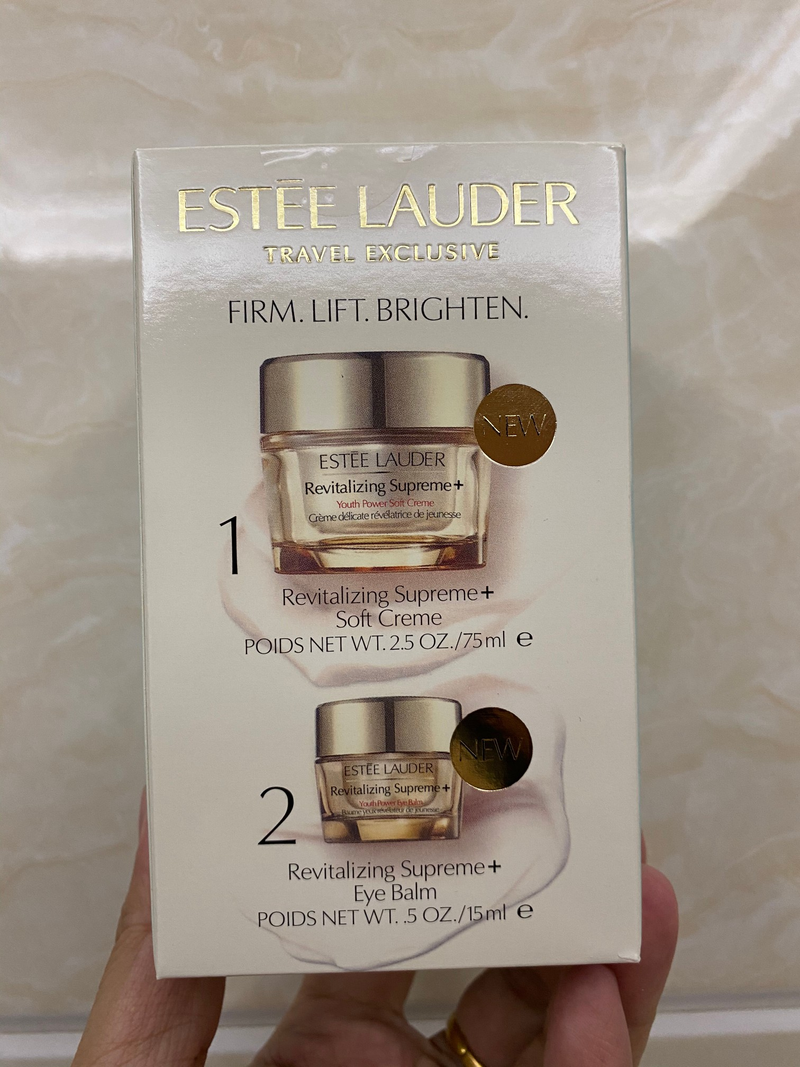 Jiyeon Eye Cream 2 set contains: 75ml Face cream 15ml Eye cream_voghion.com