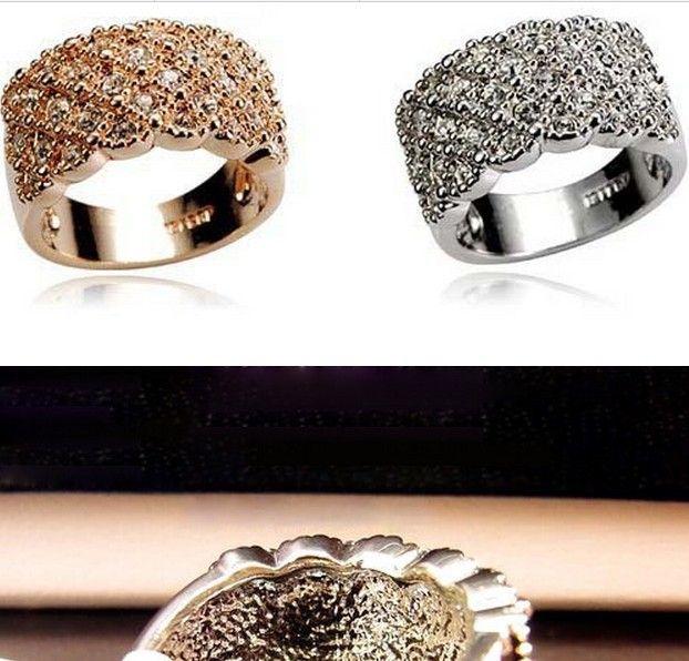 gioielli, anello classico di lusso con diamanti pieni e brillanti_voghion.com