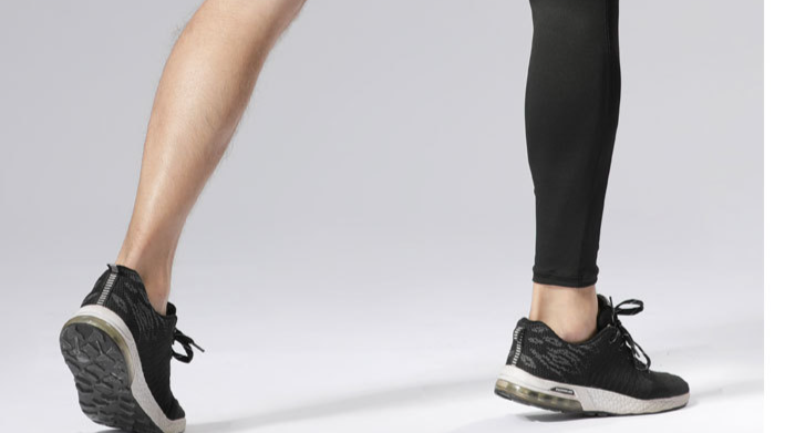 Herrenbekleidung, Fitness-Hosen mit Taschen, kurze Hosen und kurze Beinhosen, Trainingskompression, hohe Dehnbarkeit, schnell trocknende Unterteile für Männer_voghion.com