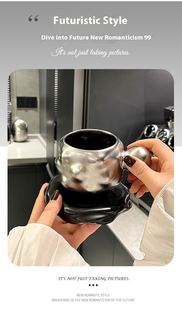 Set di tazze e piattini da caffè di lusso in nero opaco e argento - Design moderno e minimalista per casa, ufficio e bar_voghion.com