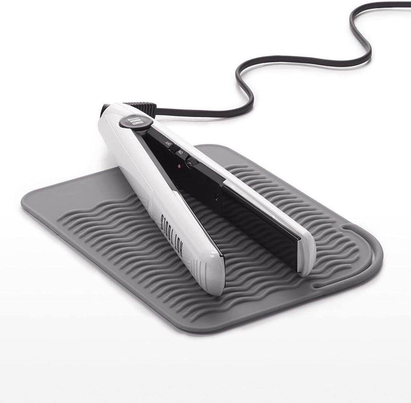 Produttori di cuscinetti isolanti per ferri da stiro elettrici in silicone per arricciacapelli, resistenti alle alte temperature e antiscottatura portatili_voghion.com