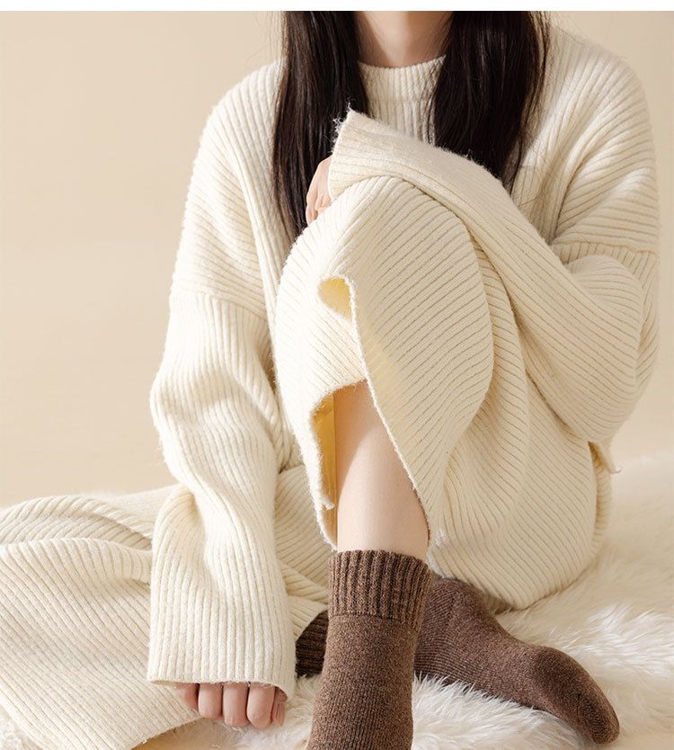 Women's Socks Autumn And Winter Thickened Warm Wool Socks Medium Tube Socks Solid Color Thick Socks Winter High Stockings_voghion.com