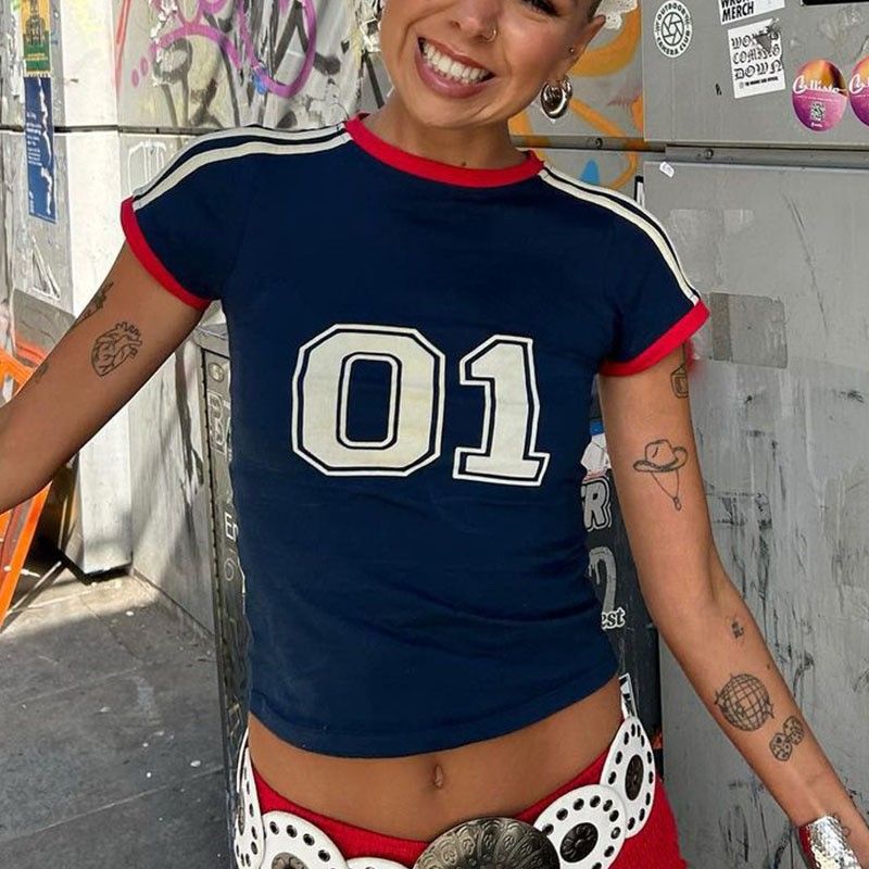 T-shirt da donna in stile retrò americano, vestibilità slim, girocollo, manica lunga, stampa a righe – Tessuto in maglia confortevole con design a blocchi di colore_voghion.com
