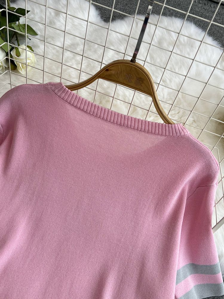 2024 Nuevo traje de moda para mujer primavera estilo coreano cuello en V suelto contraste de color tejido de dos piezas cintura alta pantalones de pierna ancha_voghion.com