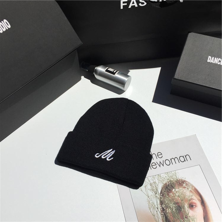 Hut Männer und Frauen trendige Herbst und Winter ins einfarbige Strickmütze Paar All-Match warme Wollmütze Student Street Cold Hat_voghion.com