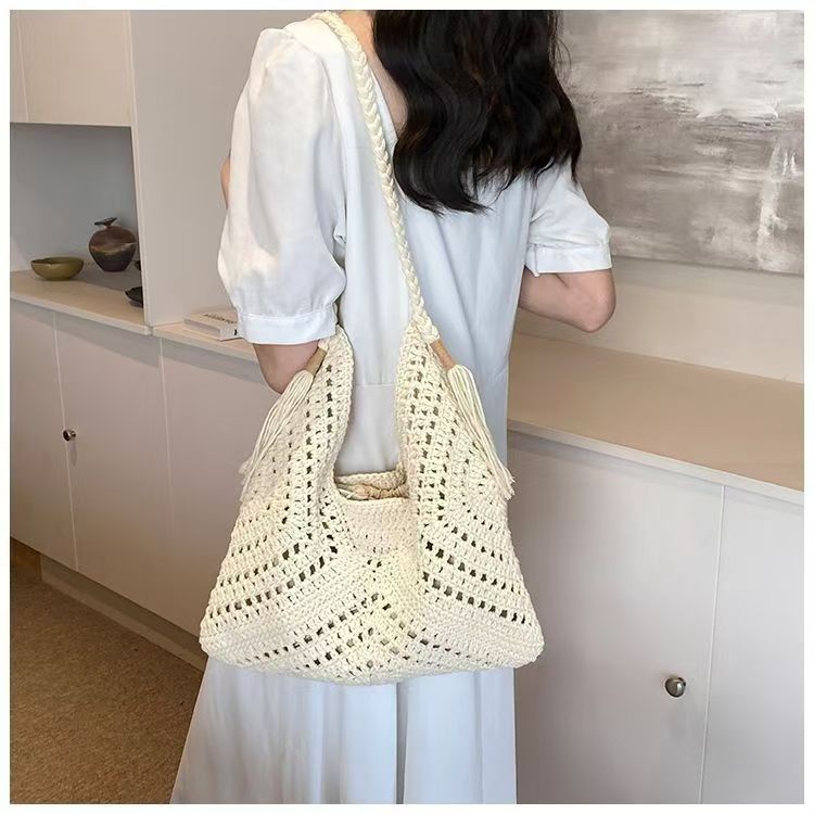 Mode Gewebt Für Frauen Sommer Neue Strand Gestrickte Casual Quaste Tote Schulter Tasche Hohl Große Kapazität_voghion.com