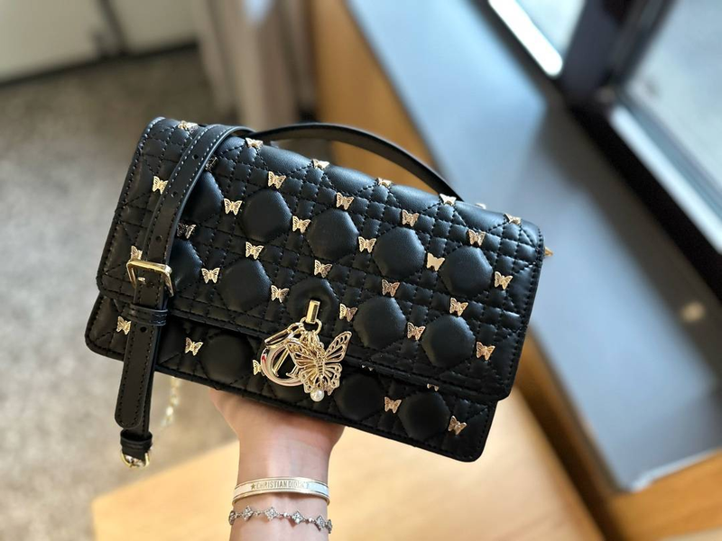 Bolsa feminina de couro legítimo de luxo original de alta qualidade, bolsa de mão com pérolas, nova bolsa de mão/transversal de pele de carneiro, tamanho: 24 * 7 * 15 cm_voghion.com