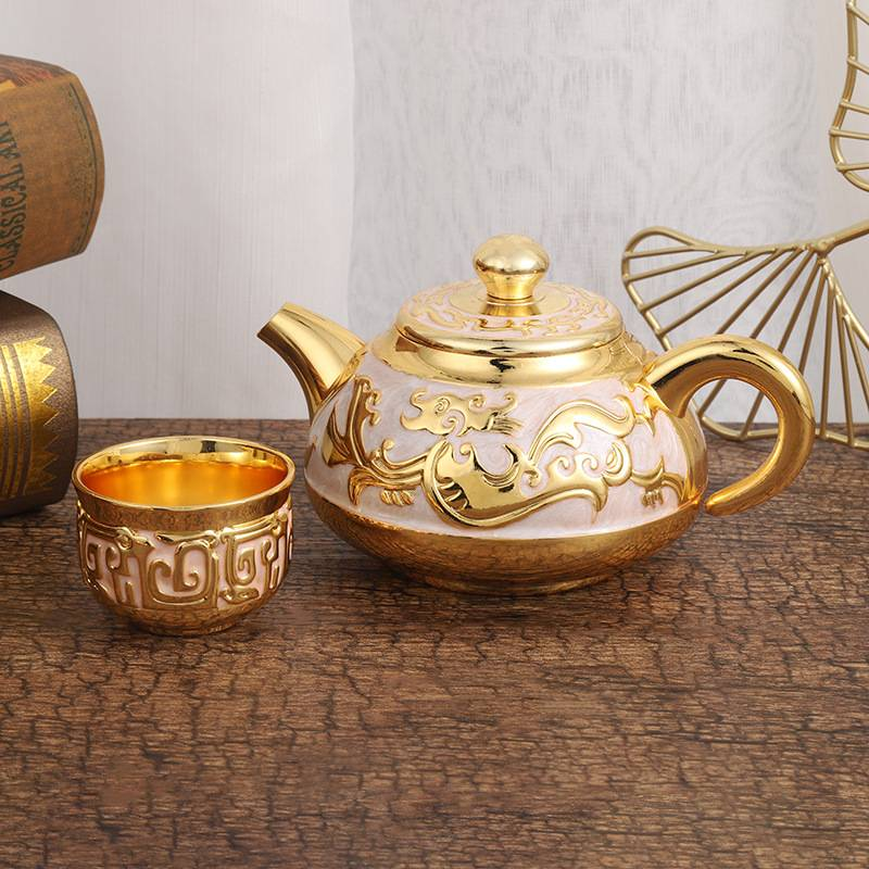 Domače pohištvo Zlati in beli čajni servis v kitajskem klasičnem slogu, retro čajni servis za pisarne in domačo uporabo z elegantnim vzorcem zmaja_voghion.com