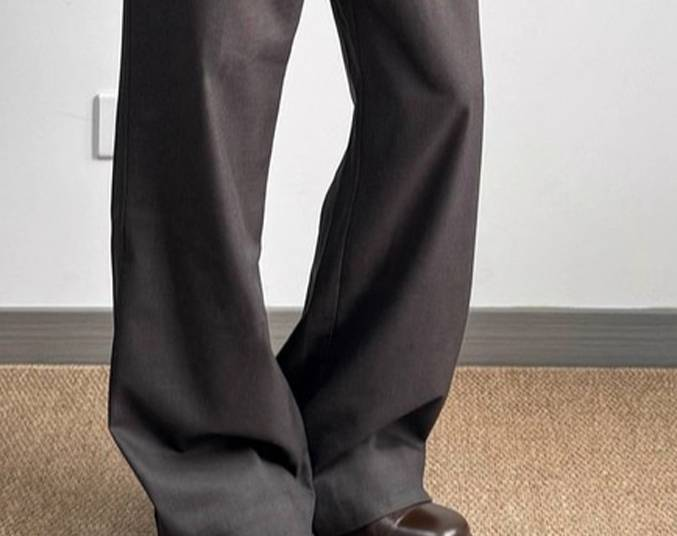 Pantaloni in misto lana con motivo pied de poule a doppia vita – Pantaloni a gamba larga a trapezio con dettaglio plissettato_voghion.com