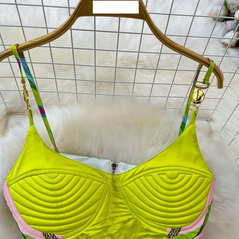 Abbigliamento da donna Set moda per le vacanze al mare, set a due pezzi con canotta a tubo, gonna a pieghe stampata a trapezio dimagrante a vita alta_voghion.com