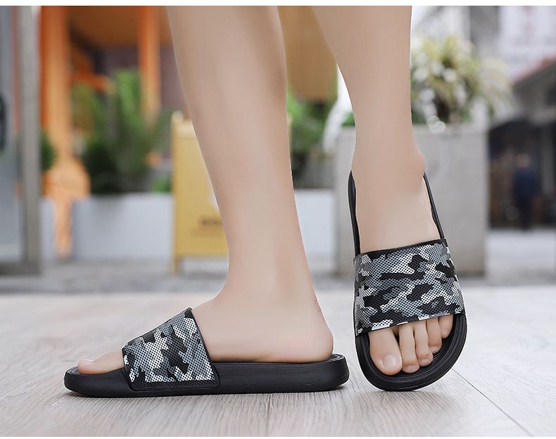 Men's lightweight, anti slip, quick drying outdoor slippers in large 47, straight drag size 46_voghion.com