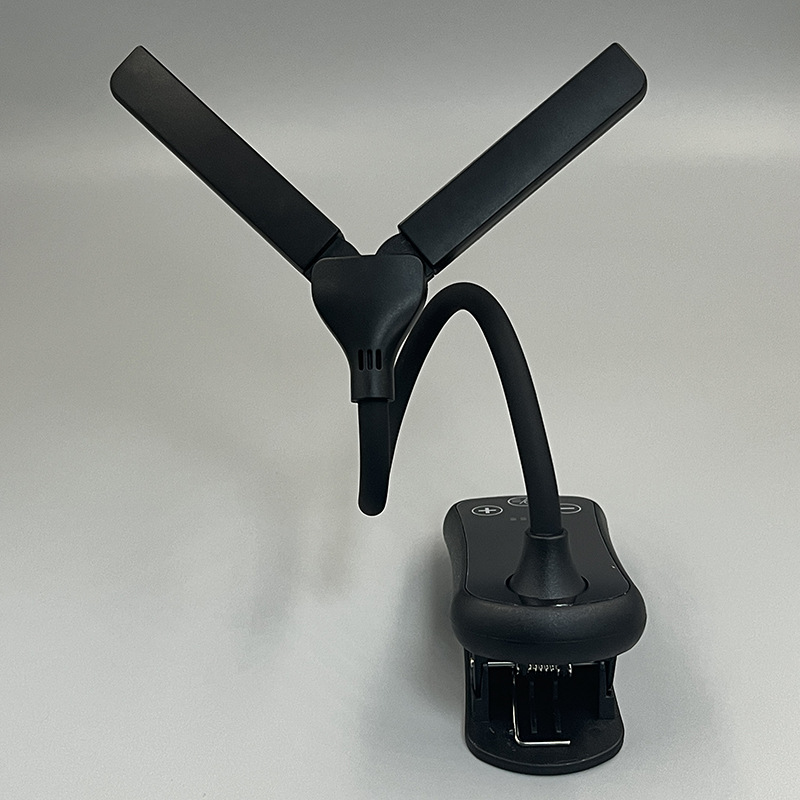 Lampada da lettura creativa a doppia testa ricaricabile, piccola, con tre pulsanti touch, lampada da lettura con clip per protezione degli occhi, lampada da lettura in magazzino_voghion.com