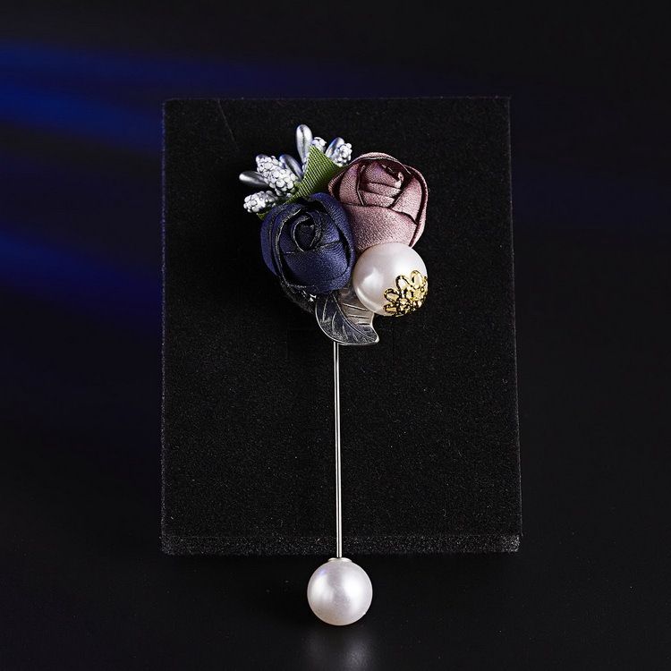 Elegante spilla a camelia da donna con fiore in tessuto di vendita calda, ago lungo perlato, spilla con inserimento a una riga_voghion.com
