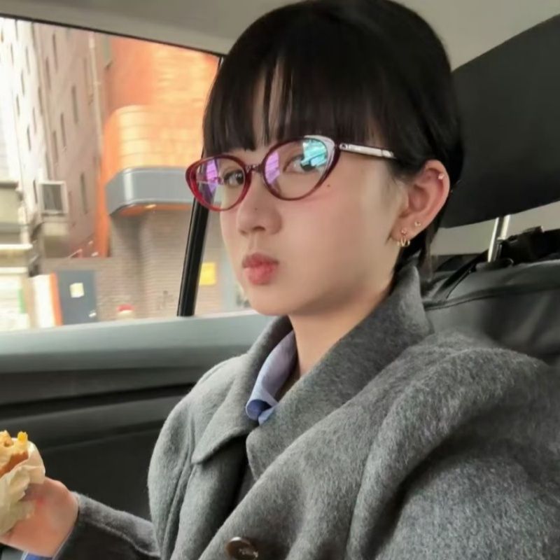 Rote Katzenaugenblendung, geeignet für runde Gesichter, schlanke Schüler, Anti-Blaulicht, Anti-Myopie, koreanische Version des flachen Lichts_voghion.com