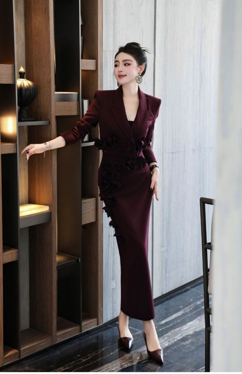 Eleganter, leichter Business-Anzug für Mädchen, Herbst 2025, aufwendig gearbeitet, mit dreidimensionalem Blumenmuster, Blazer und Rock_voghion.com