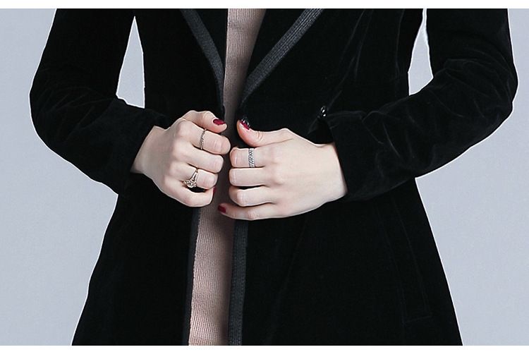 Trench in velluto nero di media lunghezza da donna, modello Dea, primavera e autunno, di Socialite Fashion_voghion.com