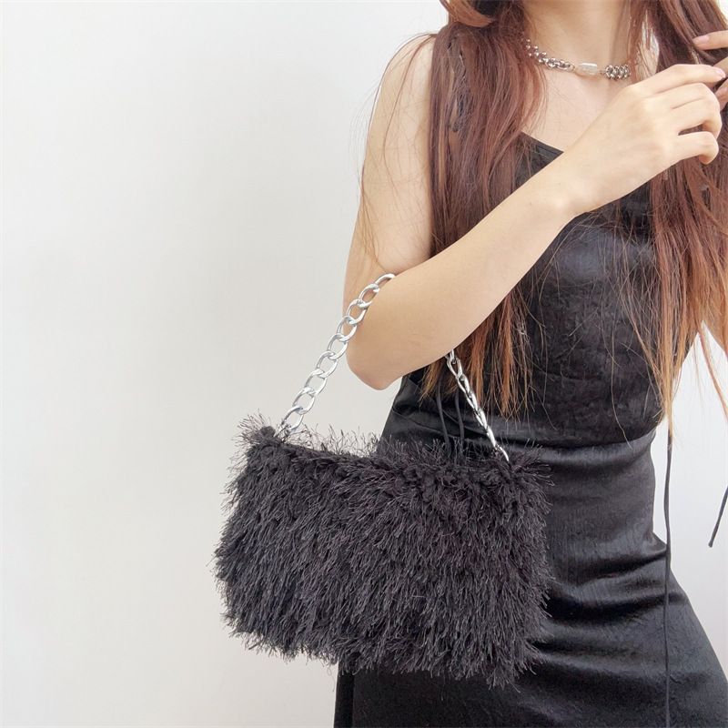 Plüschhandtaschen, Pelz-Unterarmtaschen, Schultertaschen, Kettentaschen, Abendtaschen_voghion.com