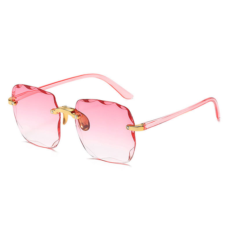 Occhiali da sole con lenti colorate polarizzate oversize con montatura quadrata alla moda senza cornice per passerella da donna su strada_voghion.com
