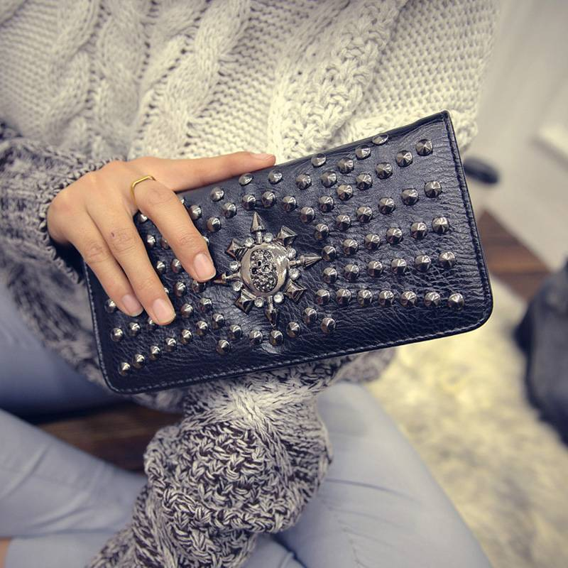 Punk Rivet Skull Long Women's Wallet Large Capacity Zero Wallet Multi Card Handheld Bag Wallet_voghion.com