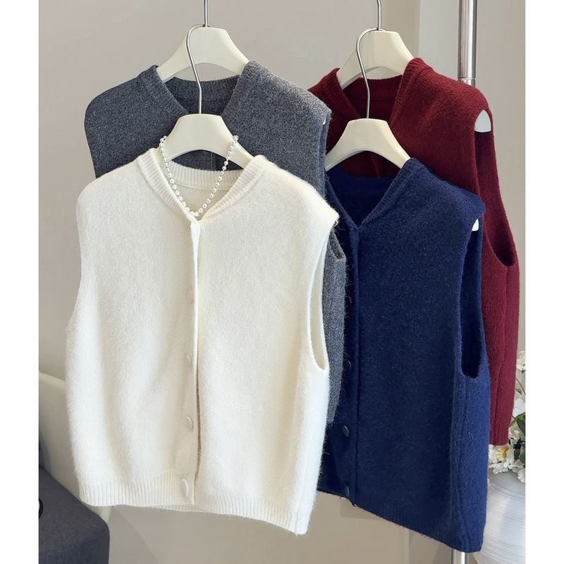 Single-Breasted Knitted Vest For Women, Autumn And Winter New Loose Slimming Soft Sweater, Layered Outerwear, Sleeveless_voghion.com