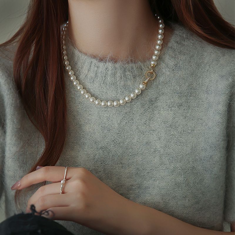 2025 New Light Luxury Design High-end Shijia Bead Pendant Necklace Choker_voghion.com