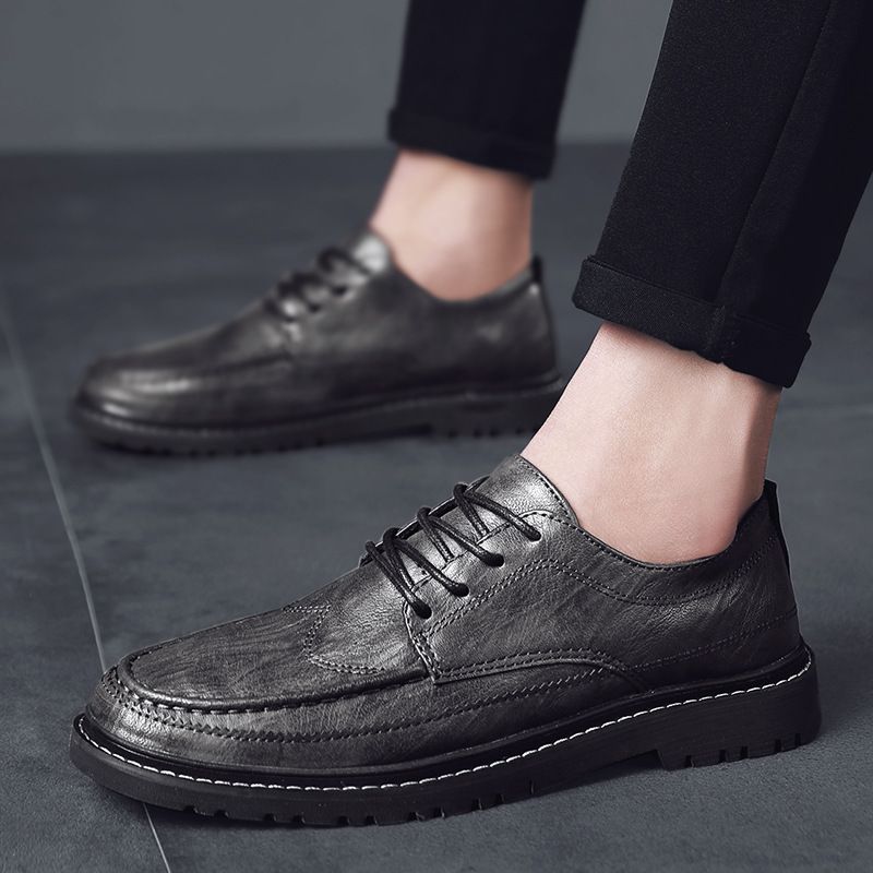 Scarpe da uomo in pelle piccole, casual, alla moda, formali, britanniche, primavera 2023, versione coreana_voghion.com