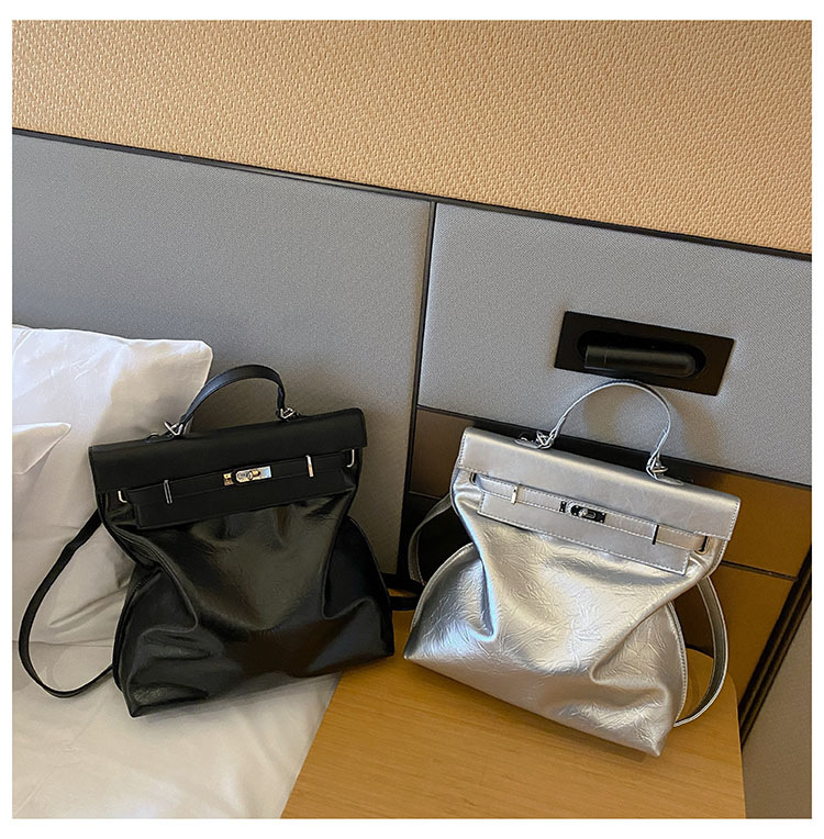 Bag Women's Bag New Retro One Shoulder Crossbody Handbag Large Capacity Original Small Design Backpack_voghion.com