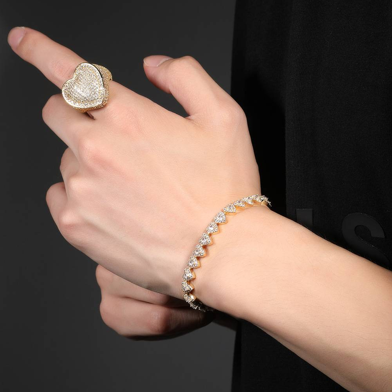 Anello a forma di cuore hip hop da uomo e da donna con zircone 3A, design trendy per lo streetwear, pezzo unisex (oro e argento)_voghion.com