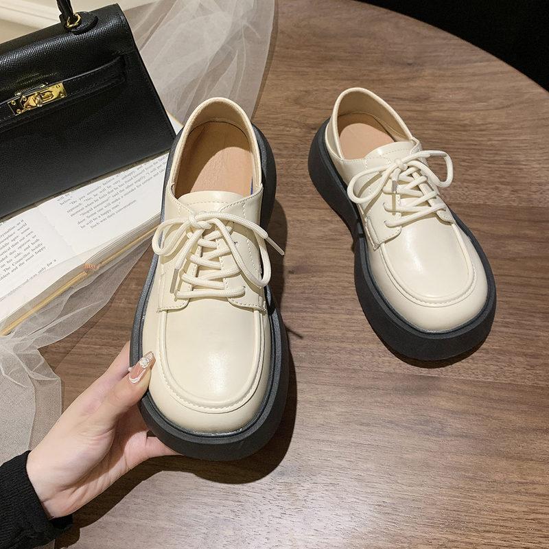 Piccole scarpe in pelle da donna stile britannico 2023 Nuova primavera ed estate studentessa testa grande retro cinturino nero fondo spesso aumento scarpe singole jk_voghion.com