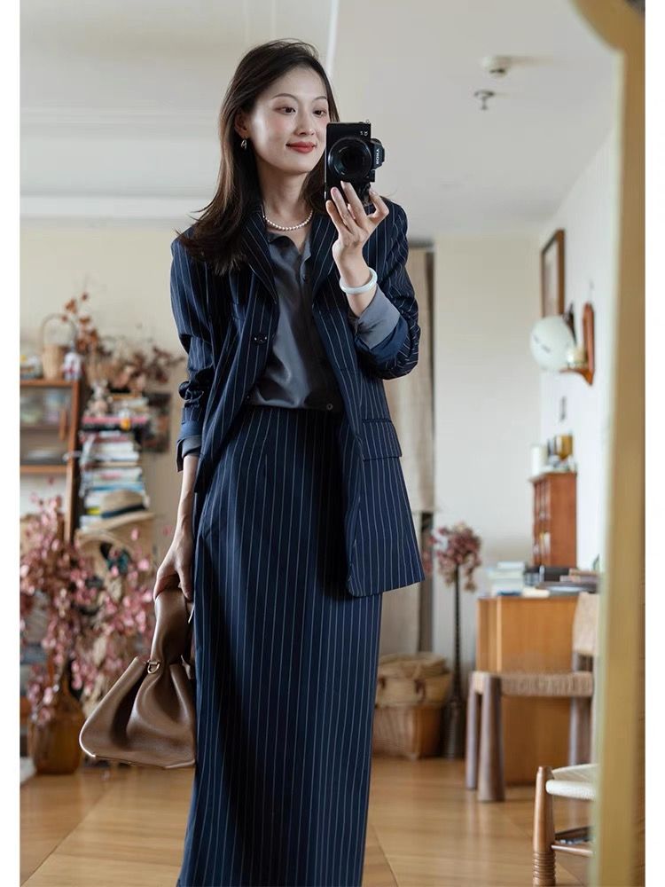 Elegant Suit Set For Women, High-End Feel, 2025 Spring New Casual Commuter Professional Wear, Slimming Blazer And Skirt_voghion.com