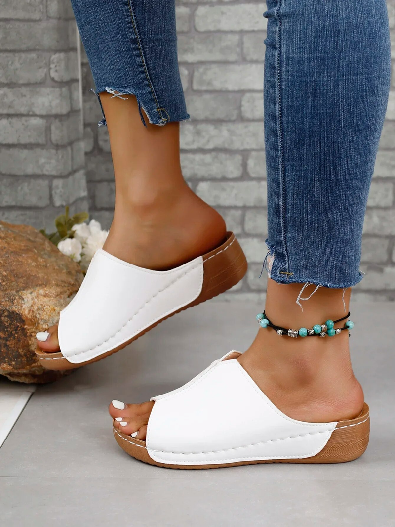 Neue offene Spitze Damen Keil weiß Sommer Mode atmungsaktiv bequeme Sandalen Schnalle weibliche Schuhe Frau Schuhe_voghion.com