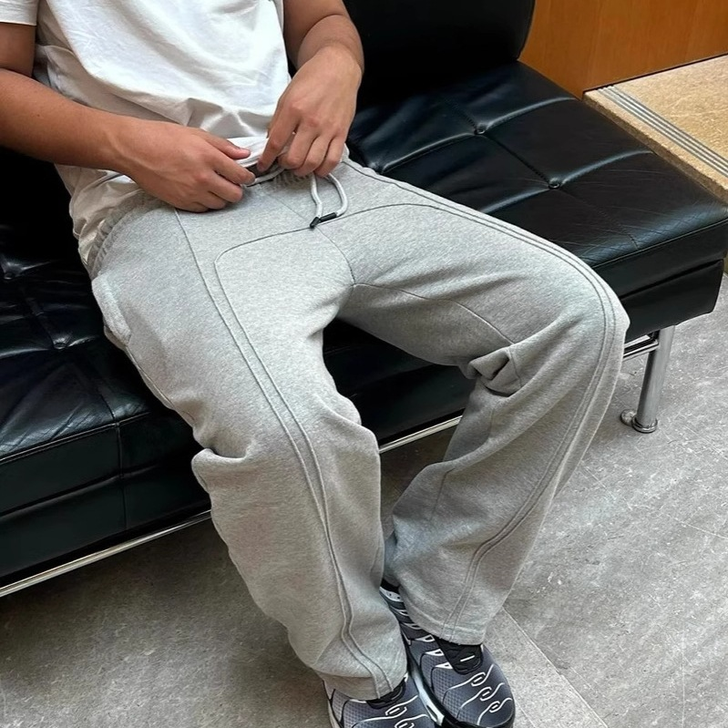 Pantaloni da jogging in pile a vita alta Y2K con coulisse, vestibilità ampia e microelasticizzati per uomo_voghion.com