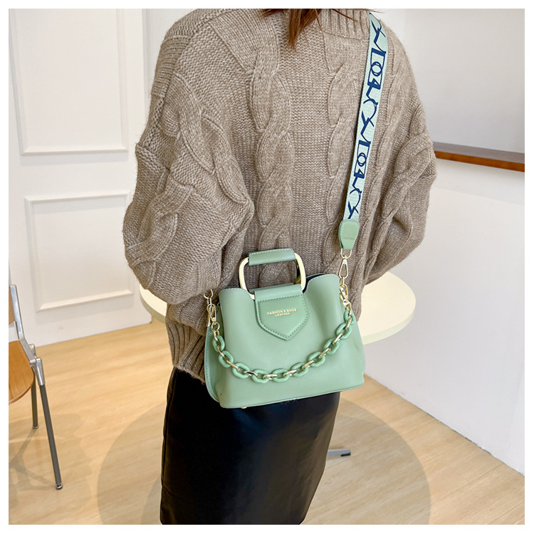 Borsa design femminile catena di nicchia 2023 nuova borsa a tracolla borsa messenger borsa a secchiello per tutti i fiammiferi di fascia alta_voghion.com