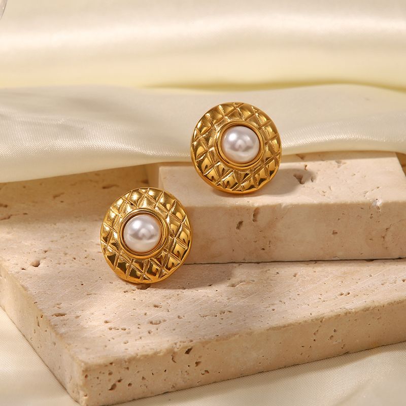 Internet celebrity Instagram's new gold-plated diamond pattern inlaid pearl earrings, fashionable and versatile earrings_voghion.com