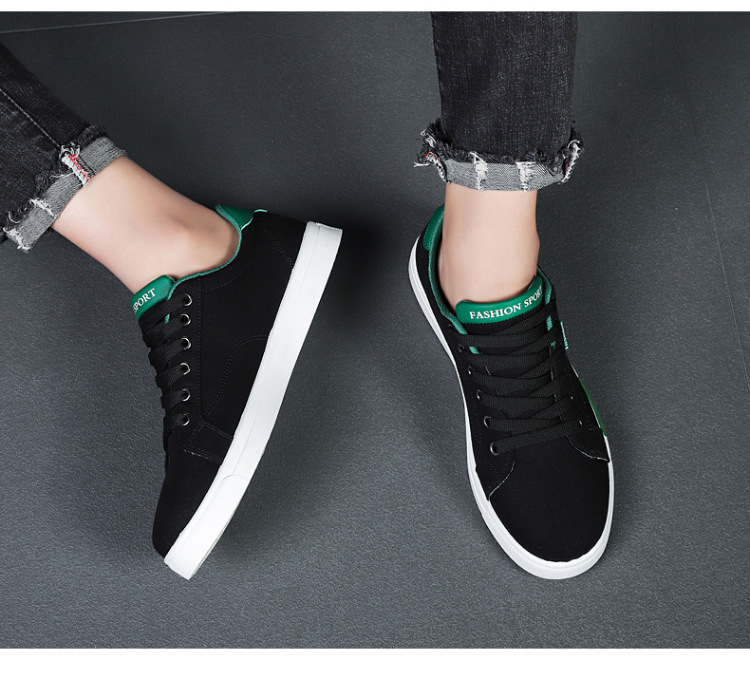 2024 nuove scarpe di tela basse da uomo in stile coreano scarpe da studente alla moda per giovani produttori di scarpe casual da uomo all'ingrosso_voghion.com