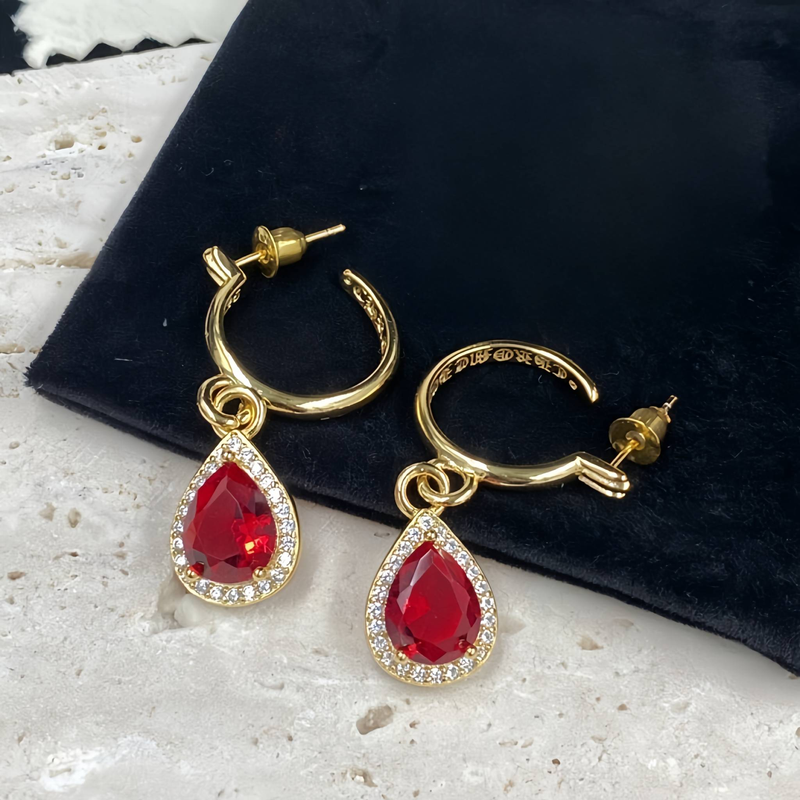 Neue leichte Luxus-Ringe mit Diamanten in Tropfenform in Rubinform, heiß verkaufte Modeaccessoires für Damen_voghion.com