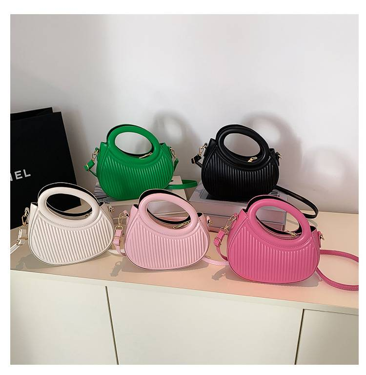 Mode Schwarz Nischendesign Französisch Gentle Lady Neuer Trend Pendler Date Handgehaltene One-Shoulder Cross-Body Damentasche_voghion.com