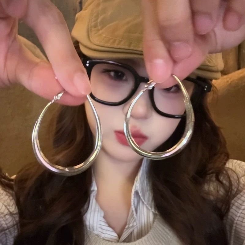 Light Luxury Versatile Ancora Red Atmosphere For Women Fashionable Temperament High-end Feel Square Round Face Hoop_voghion.com