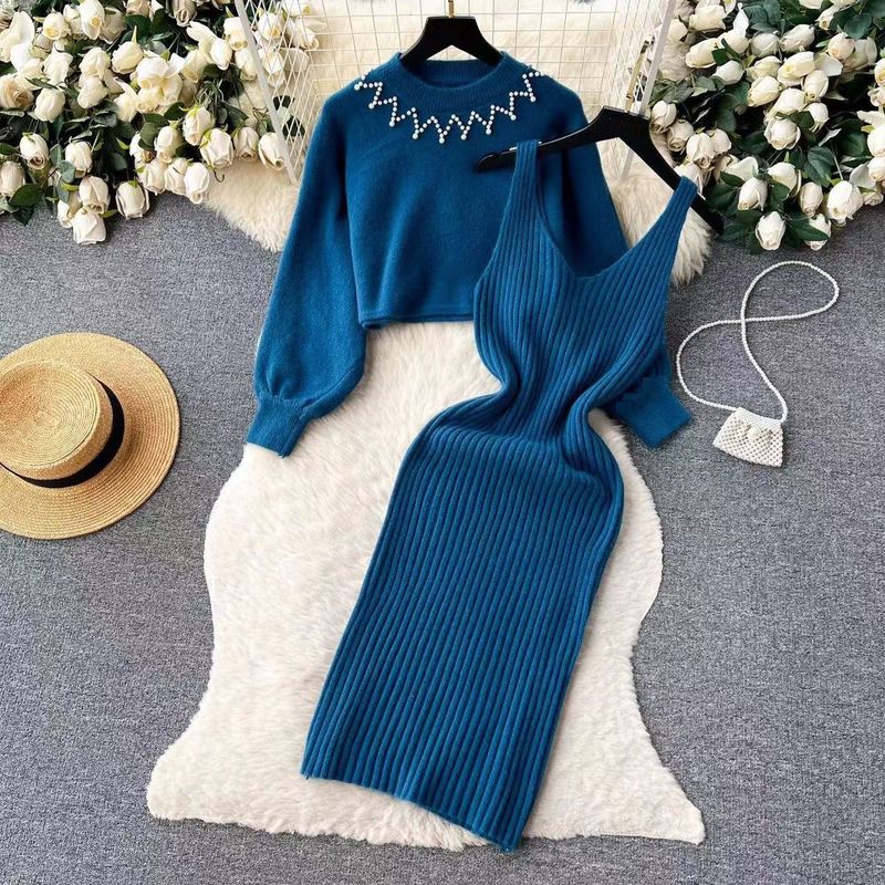 Ensemble élégant haut court et robe taille haute perlée – Tenue deux pièces en tricot douce et chic pour femme. Pulls coordonnés_voghion.com