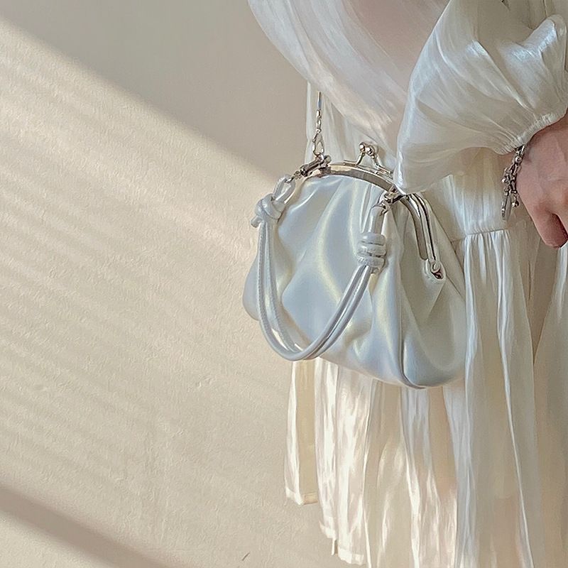 Dumpling Damentasche, Koreanische Version, Abendkleid mit Plissee-Clip, Schulterhandtasche, High-End-Gefühl, Modisch Und Vielseitig_voghion.com