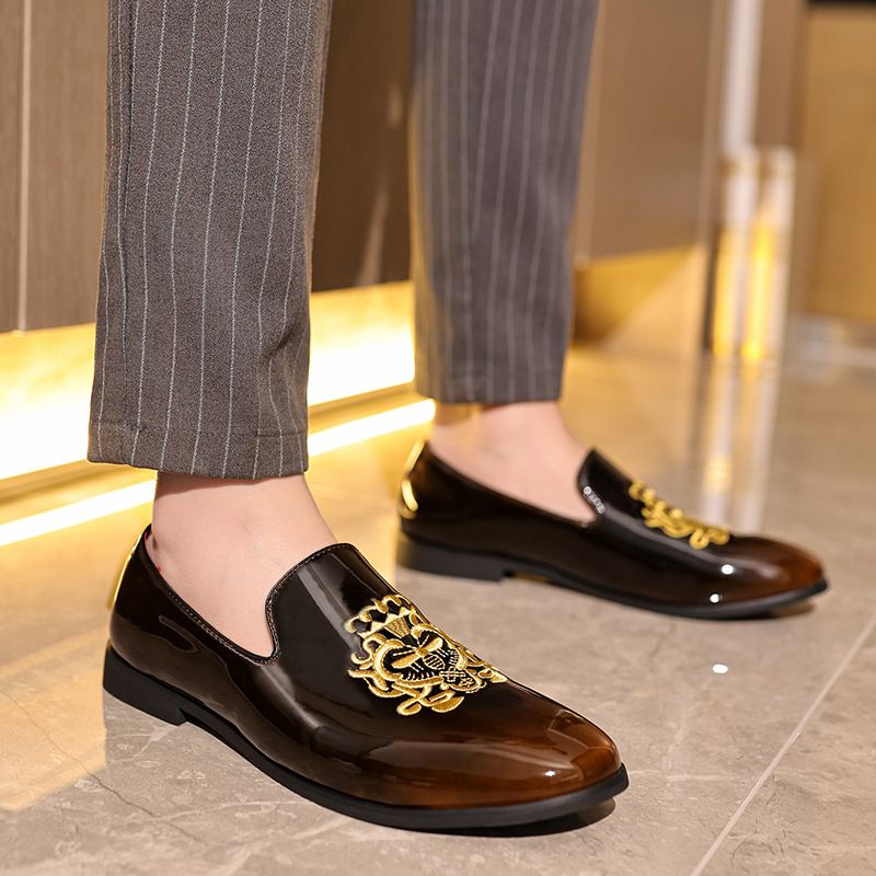 Leder-Loafer mit Stickerei, One-Foot-Business-Leder-Herrenschuhe, trendige High-End-, atmungsaktive und geruchsneutrale Füße_voghion.com