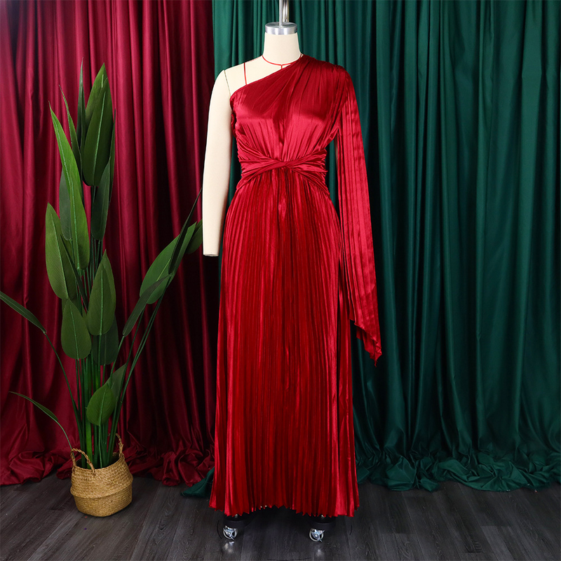 women's clothing new one-shoulder pleated long skirt oblique collar waist dress _voghion.com