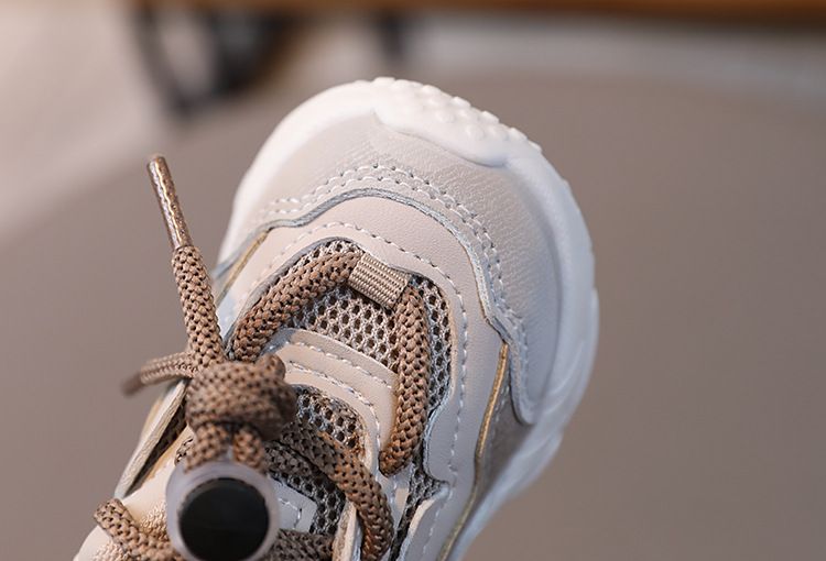 A generation of foreign trade father shoes Children's toddler shoes breathable mesh sneakers 0-3 years old men's and women's baby shoes 1_voghion.com