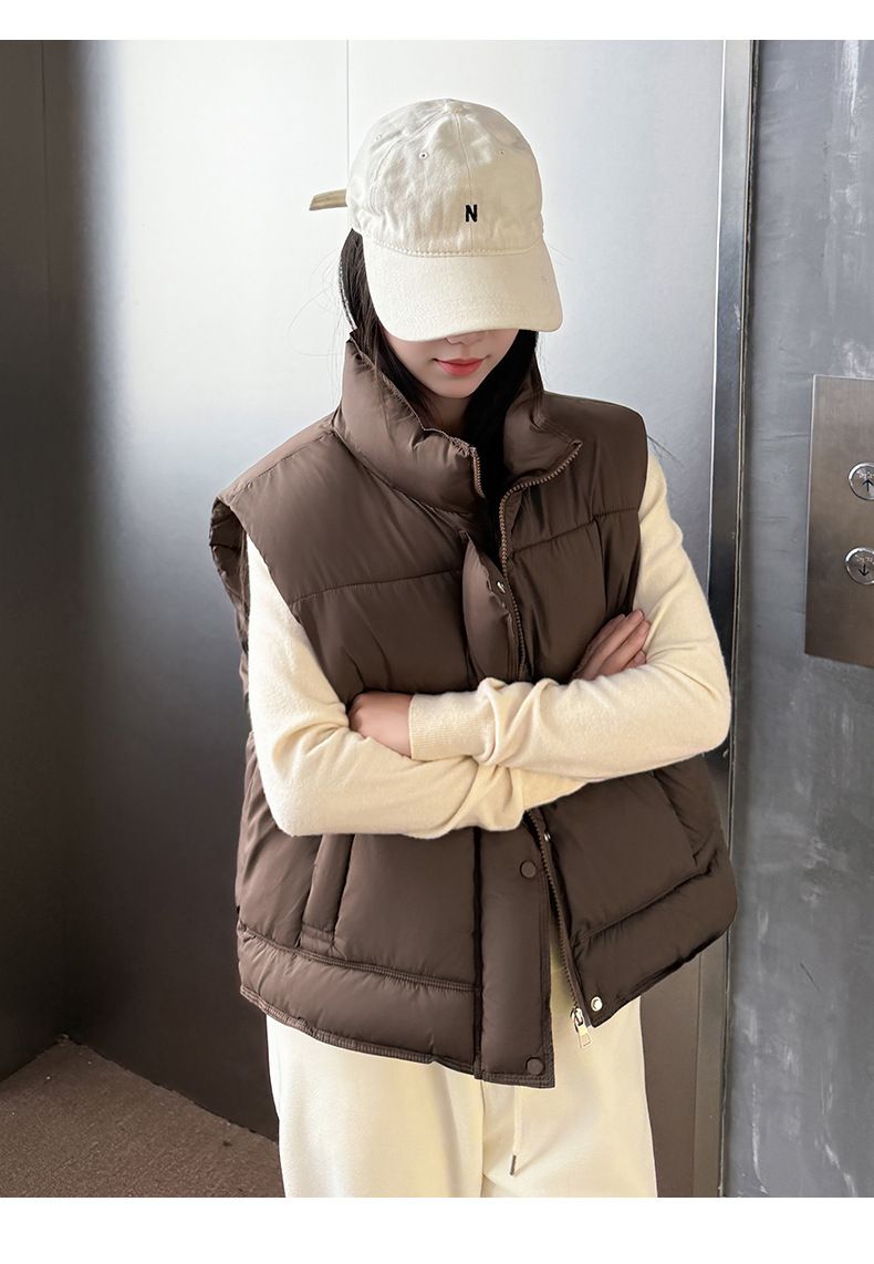 Women's Quilted Puffer Vest - Lightweight Winter Warm Sleeveless Jacket With Stand Collar, Zip Front, Pockets (Black, Beige, Blue, Pink, Brown)_voghion.com