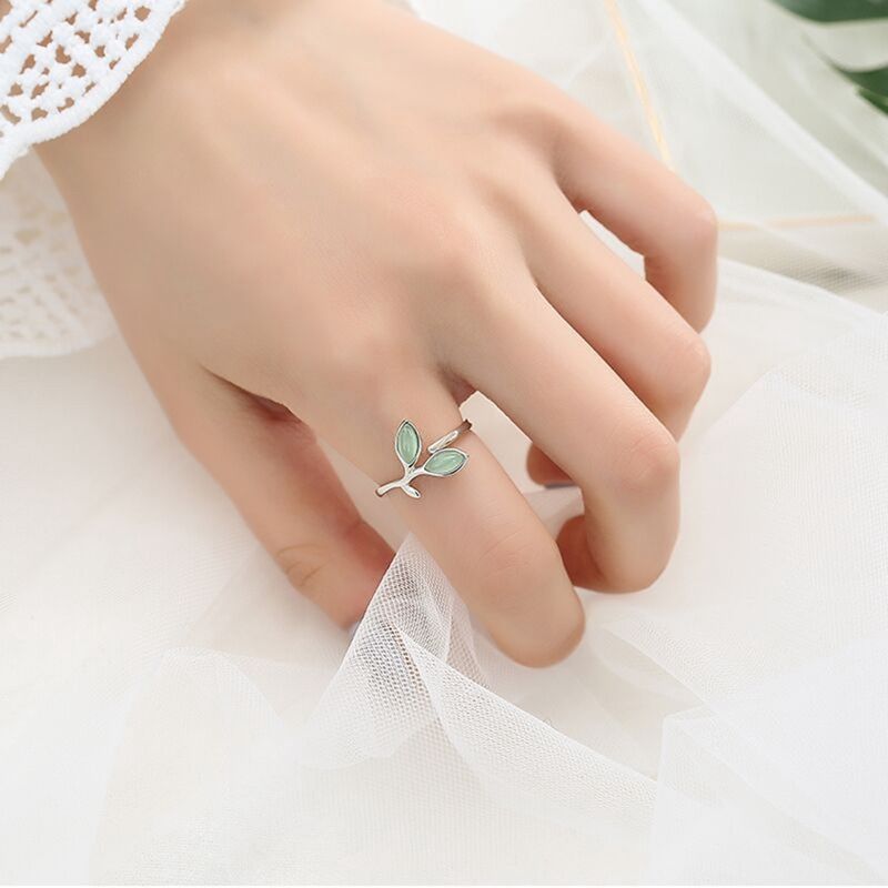 Bague nouvelle, simple et tendance, feuille et opale, bijoux en plaqué argent, bague géométrique ouverte avec branche verte_voghion.com