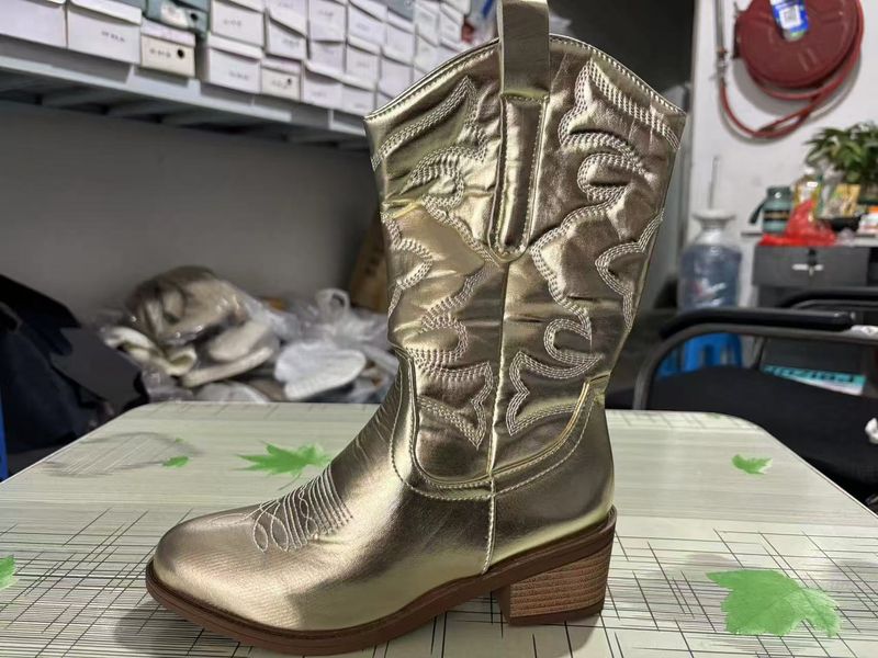 Große Größe Neue Europäische Amerikanische frauen Mittlere Länge Einfarbig Spitze Martin Stiefel Für Erwachsene Mit Dicken Absätzen Und Stiefel_voghion.com