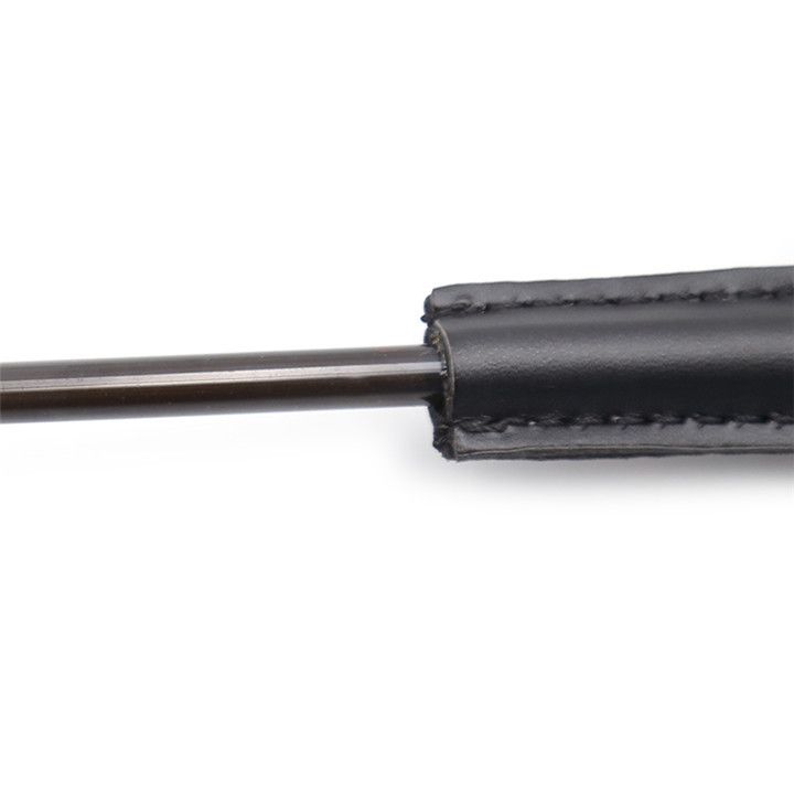 BDSM-Lederpaddel mit Metallnieten – X-förmiges PU-Spankingpaddel für Erwachsene, sinnliche Massage und Bühnenauftritte_voghion.com