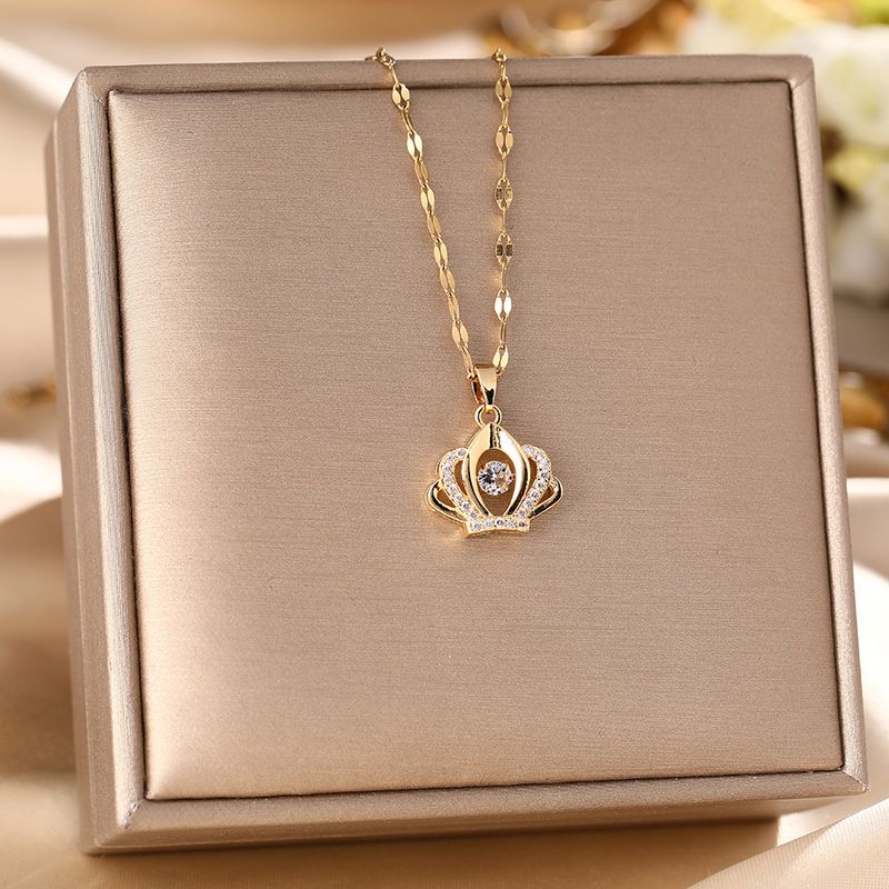 Halskette aus Titanstahl, dynamische Krone für Frauen, Anhänger mit Mikroeinlage, vielseitig, leichter Luxus, Nischendesign, Schlüsselbein_voghion.com