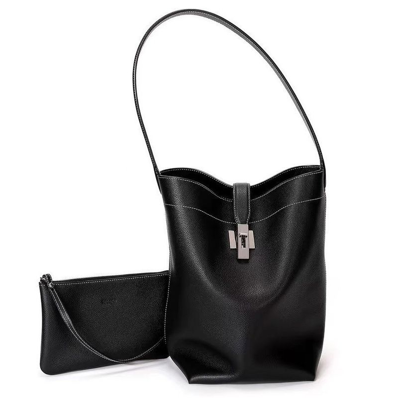 Women's Korean Version New Large Capacity Bucket Commuter Handbag Niche Vintage Shoulder Tote Bag_voghion.com