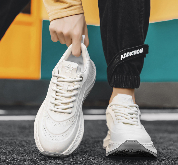 2024 autumn and winter men's plus size leather sports and leisure shoes Korean version height increasing dad trendy shoes_voghion.com
